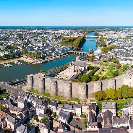 Apartment Nid Douillet Cosy Au Coeur D'angers, Ideal A Deux